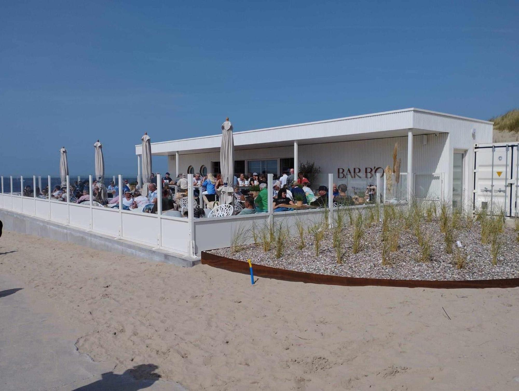 Appartement Residentie Astrid Met Private Parking Bredene Exterior photo